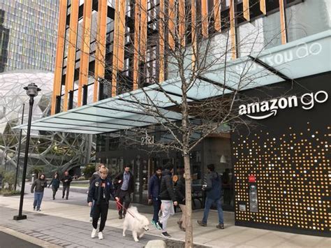 亚马逊开放首家无人超市未来有更多 现专注这家亚马逊amazon测试新浪新闻