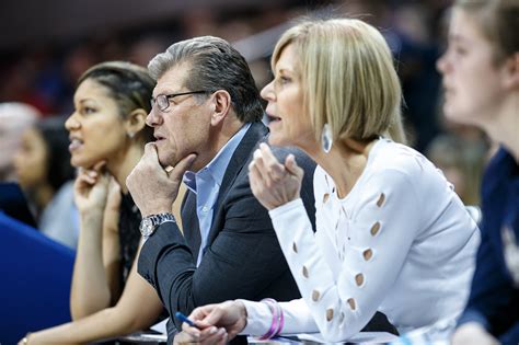 Title Ix Gave Women More Chances To Coach In College But It Gave Even