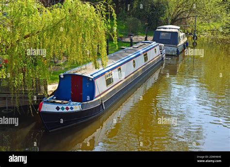 Narrow Boat On River Ouse Hi Res Stock Photography And Images Alamy