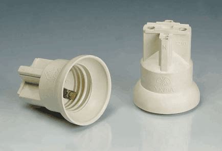 E27 13 Plastic Lamp Holder White With UL