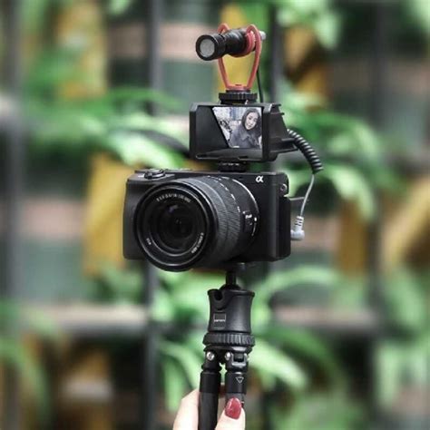 Screen Bracket Stand Holder para sa Sony A6000 A6300 A7II A7RIII A7M3 ...