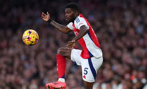 Ex Premier League Striker Darren Bent Lauds Thomas Partey Performance