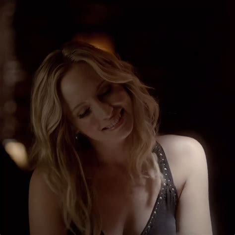 Pin Em Caroline Forbes