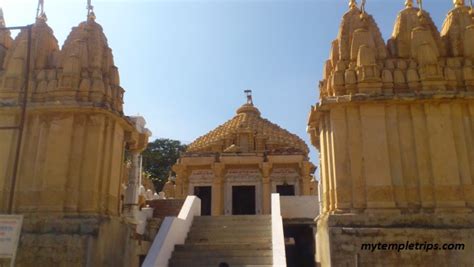 Jain temple near Bangalore - Shree Nakoda Avati 108 Parshwanth Temple