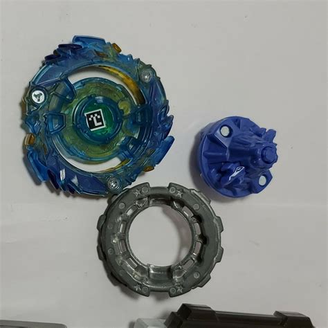 Beyblade BURST Drain Fafnir 8 Nothing B79 With L Launcher Yellow