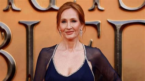 Amenazan A J K Rowling Creadora De Harry Potter Por Apoyar A Salman