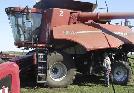 recommended procedures     season combine clean  ndsu