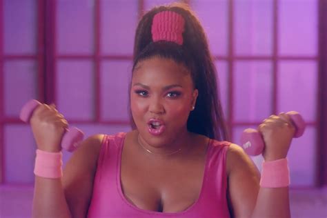 Lizzo – "Juice" Video