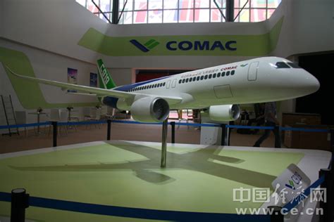 【本网专稿】c919呈现声光电立体视觉展示航空产业中国经济网