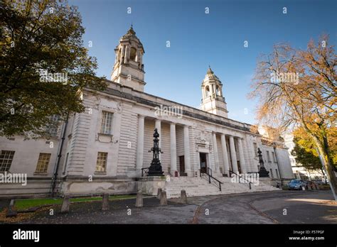 Cardiff crown court court hi-res stock photography and images - Alamy