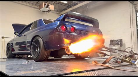 GODZILLA Flame Spitting R32 GT R Dyno Runs YouTube