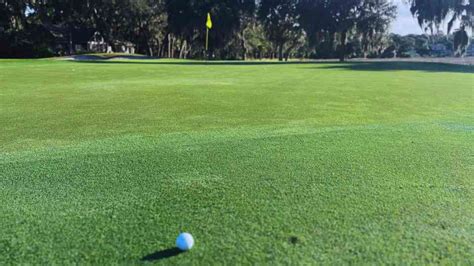 Approach vs. Pitching Wedge - Which One To Play