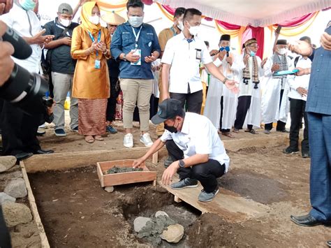 Menteri Sakti Letakkan Batu Pertama Pembangunan SPKT Tomalou