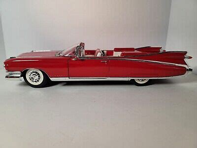 Maisto 1959 Cadillac Eldorado Biarritz 1 12 Red EBay