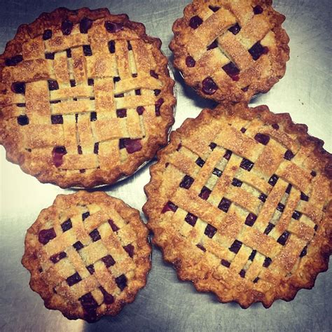 Cherry-almond pie | Just pies, Almond pie, Cherry almond