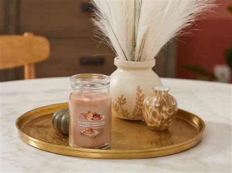 Yankee Candle Just Dropped Their New Fall Scents & the Fragrances Are ...