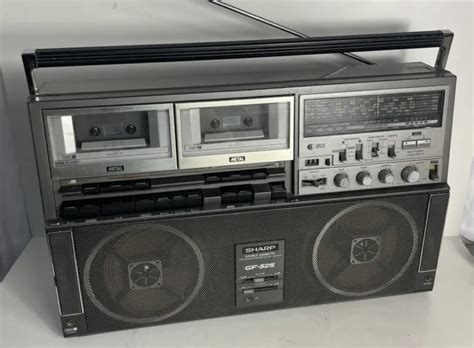 VINTAGE SHARP GF 525E Ghetto Blaster Boombox Cassette Tape Player Radio