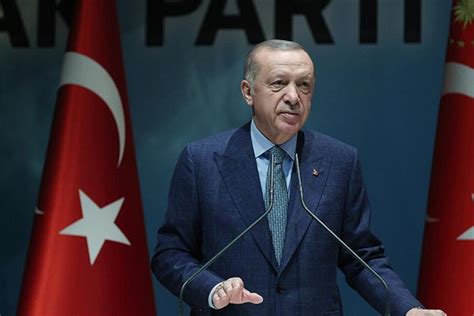 Bloomberg Türkiye nin kredi notu Erdoğan a bağlı Patronlar Dünyası