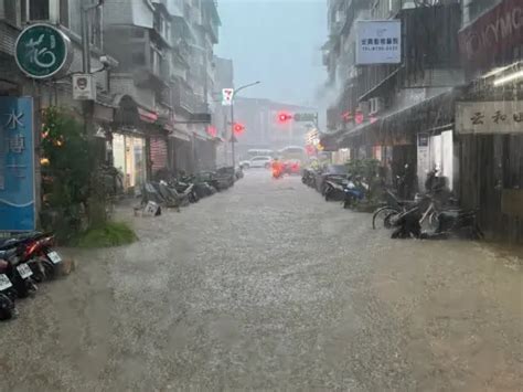 下午雷雨狂炸！信義區多處傳淹水災情 北市災害應變中心二級開設 社會 Nownews今日新聞