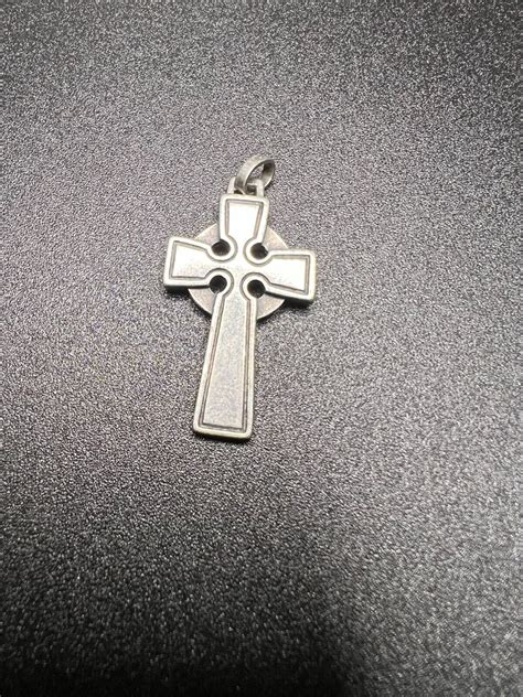 James Avery Sterling Silver Cross Pendant Gem