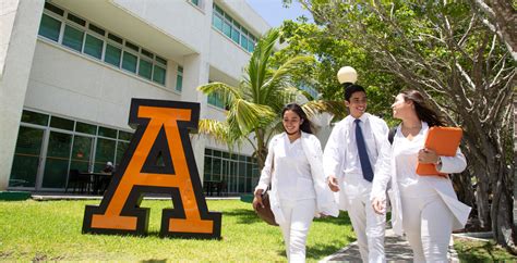 C Lida Bienvenida A Nueva Generaci N De Alumnos Universidad An Huac