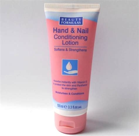 Benefits of lotion | FemaleAdda.com