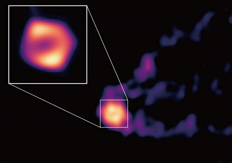 B Science 【やじうまpc Watch】 巨大ブラックホールを取り巻く降着円盤の撮影に初成功。国立天文台などの国際研究チーム