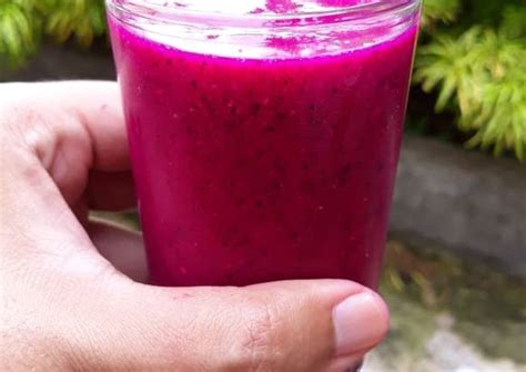 Resep Jus Buah Naga Campur Pisang oleh wulan mom aizifa - Cookpad