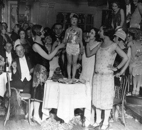 Picture Gallery Britain In The Roaring Twenties Roaring Twenties New Years Eve Around The