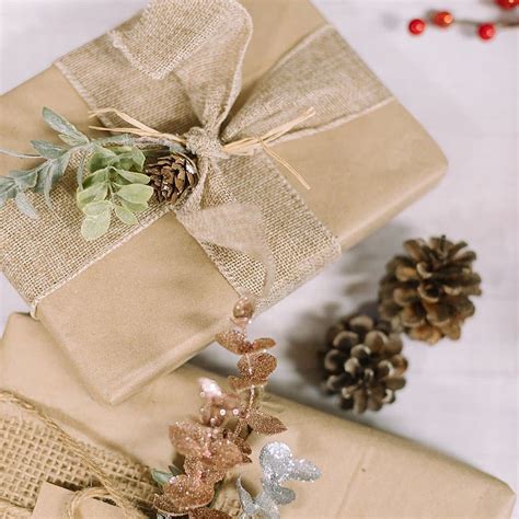 Gift Wrapping Ideas for Christmas | Kraft Paper Gift Wrap