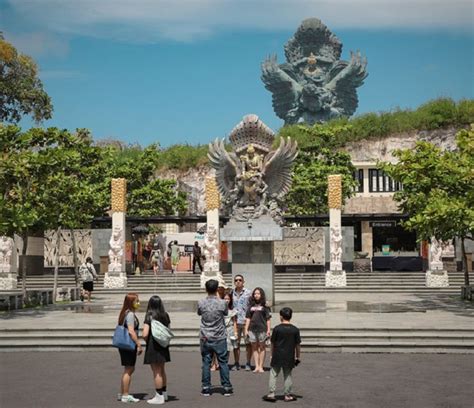 Bali Uluwatu Biglietto Dingresso Garuda Wisnu Kencana Getyourguide