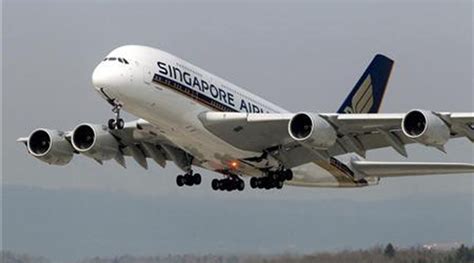 Video Singapore Airlines Flight Catches Fire During Emergency Landing