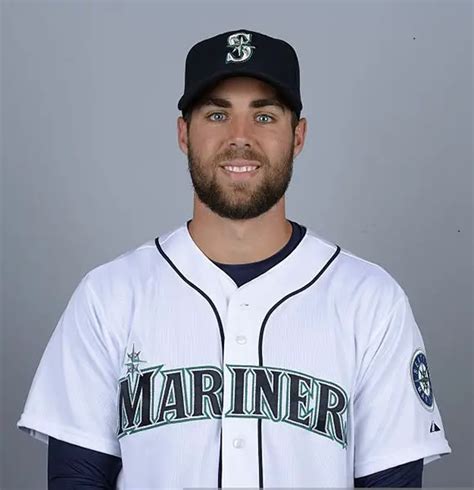 Is Chris Taylor From MLB Married? Girlfriend, Family, Net Worth