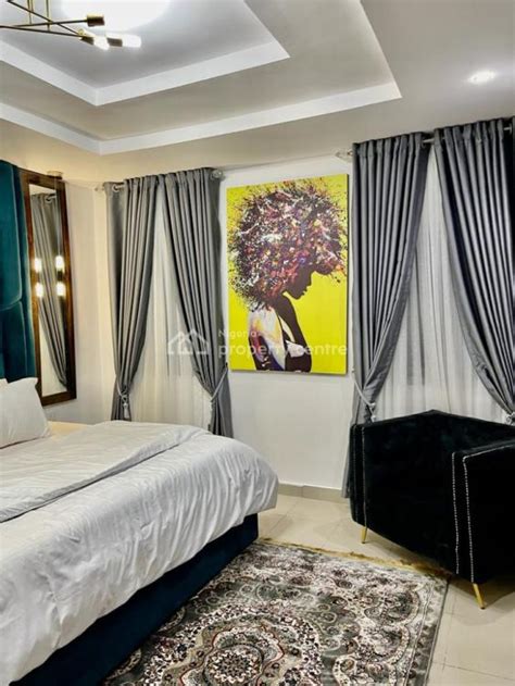 Short Let Stylishly Furnished 3 Bedrooms Apartment Off Isaac John