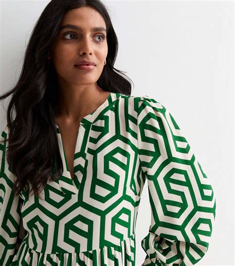 Gini London Green Abstract Print Long Sleeve Maxi Dress New Look