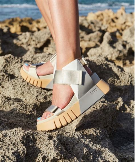 ブランド ユナイテッドヌード Delta Run sandal UNITED NUDE シャレで