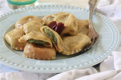 Ravioli Di Barbabietola Ripieni Di Patate E Bietole Primo Piatto