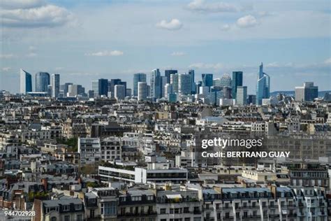 128 Paris La Defense Skyline Stock Photos, High-Res Pictures, and ...