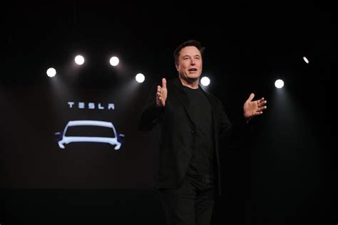 Big Apple Talk Tesla Und Musk Auf Der Anklagebank Finanz Und Wirtschaft