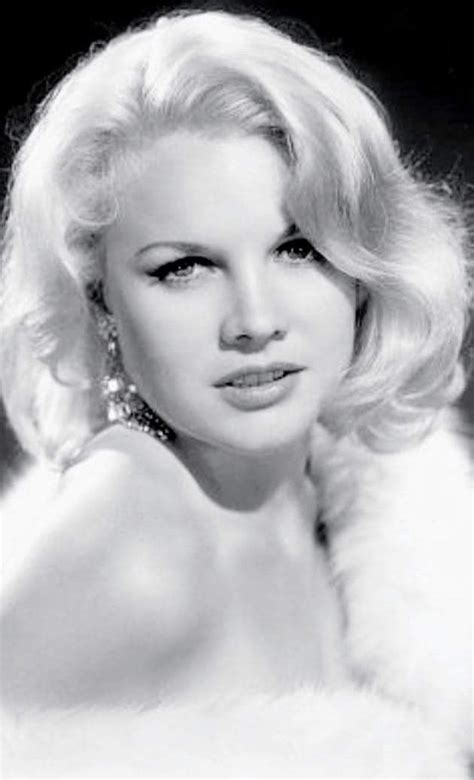 Pin Oleh David Love Di Carroll Baker Di