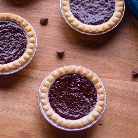 Mini Chocolate Pies Recipe - Bake Me Some Sugar