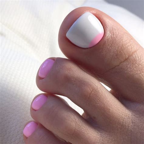 Beautiful Toe Nail Art Ideas To Try | NailDesignsJournal.com