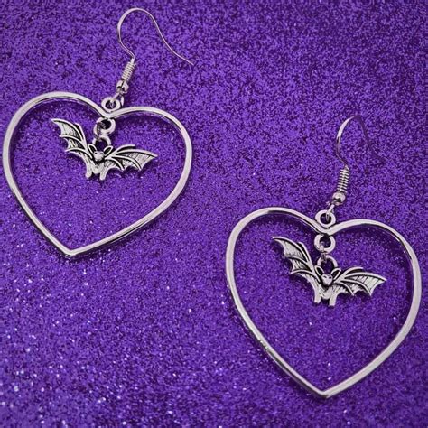 Customized Halloween Bat Heart Earrings Ear Clips Horror Gothic