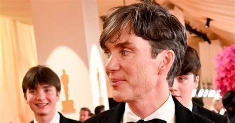 Cillian Murphy Rejoint Son Pouse Yvonne Et Ses Fils Sosies Pour Le