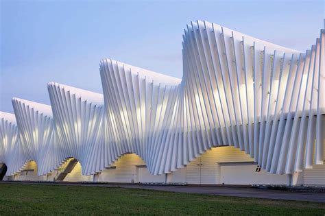 Santiago Calatrava: a neo-futuristic architect : DesignWanted