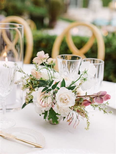 Small Table Centerpiece Floral Arrangement With Roses Ranunculus