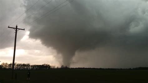 Birth Of The Twin Tornadoes Of Pilger Ne On June 16 2014 Youtube