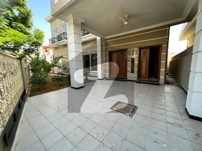 Unoccupied House Of Marla Is Available For Sale In Dha Defence Dha