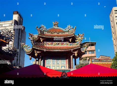 Exterior Of Bangka Lungshan Longshan Temple Taipei Taiwan Stock