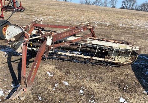 IH Hay Rake 5 Bar Ground Driven Hamilton Maring Auction Group